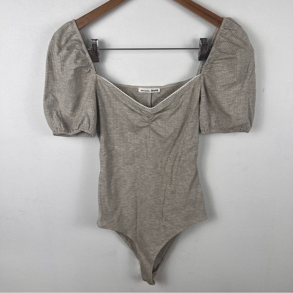 Reformation Rochelle Puff Sleeve Ribbed Bodysuit - Picture 2 of 6